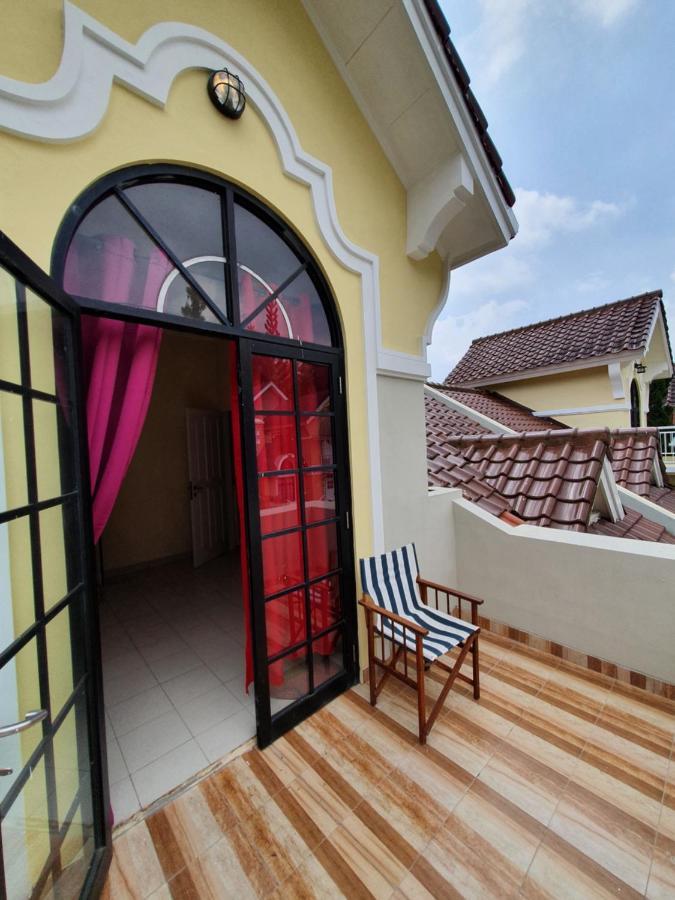 Villa Panda H Kota Bunga Puncak Cinengangirang Exterior photo